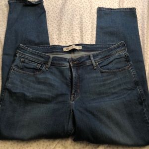 Levi’s Perfectly Shaping Skinny Leg Jeans